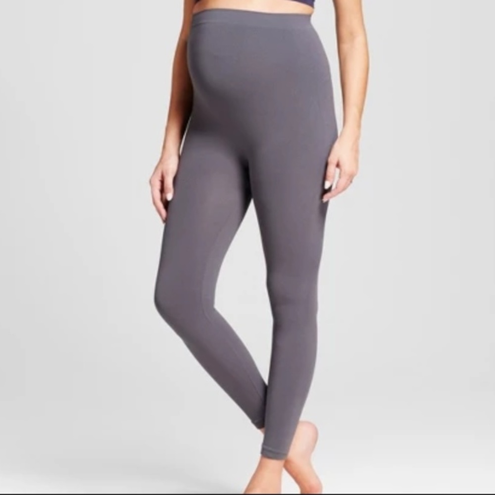 Ingrid and Isabel gray maternity leggings